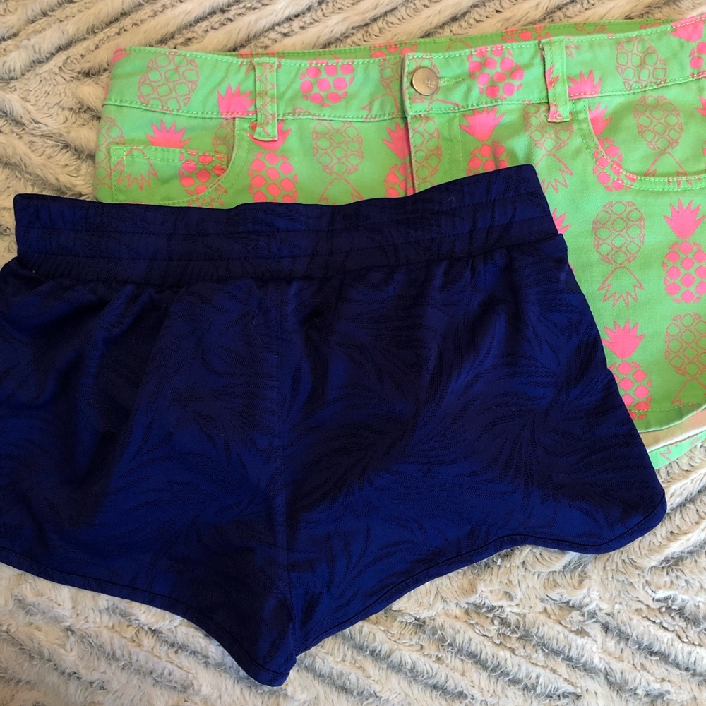 Tropical shorts.!